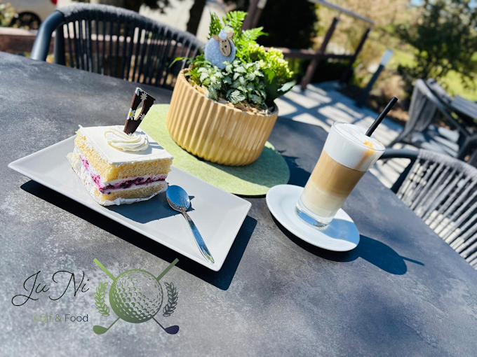 Kuchen und Kaffee